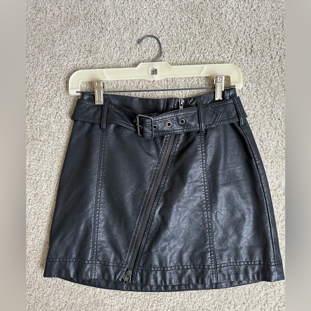 Free People — Leather Mini Skirt — with belt and front zipper — size 2